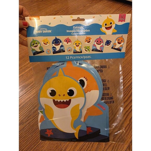 Baby Shark-Themed Party Decorations 12 Cutouts 16 Plates Birthday Pinkfong NEW - Picture 2 of 7